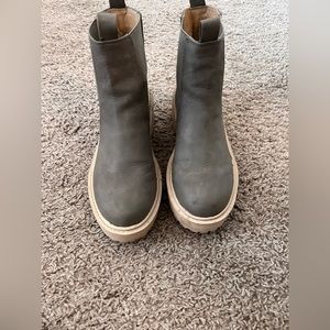 Green Dolce Vita boots